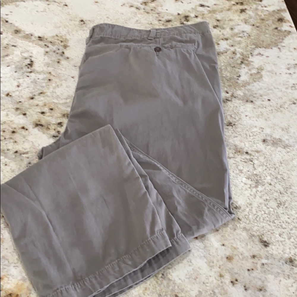 American Eagle men’s  cargo pants.